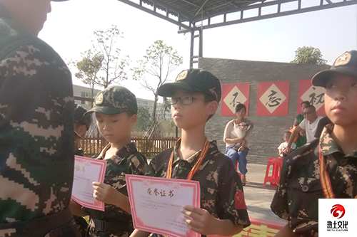 厦门口碑好的夏令营-小精英军事夏令营