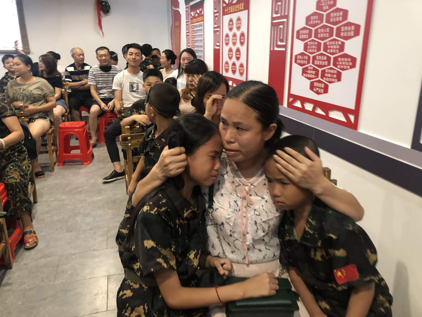 厦门口碑好的夏令营-小精英军事夏令营